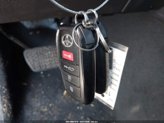 44861879 :رقم المزاد ، 5TFLA5DB8SX322821 vin ، 2025 Toyota Tundra Sr5 مزاد بيع
