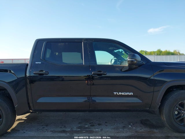 44861879 :رقم المزاد ، 5TFLA5DB8SX322821 vin ، 2025 Toyota Tundra Sr5 مزاد بيع