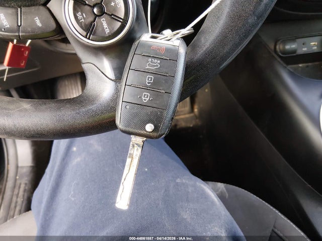 44861887 :رقم المزاد ، KNDJN2A25G7319199 vin ، 2016 Kia Soul مزاد بيع