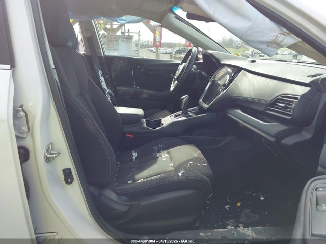 44861904 :رقم المزاد ، 4S4BTAEC3L3243051 vin ، 2020 Subaru Outback Premium مزاد بيع