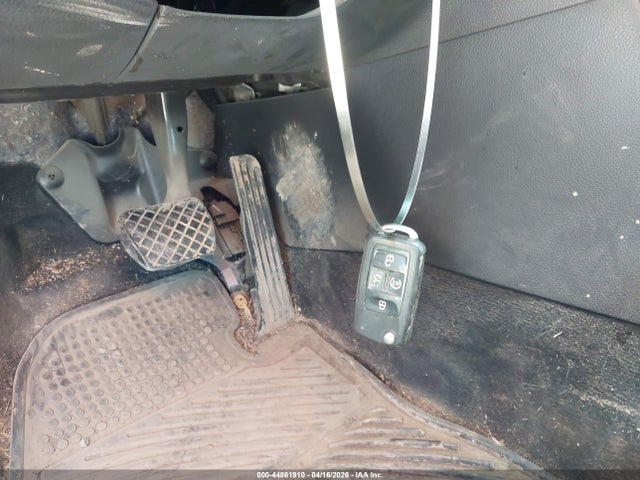 2013 Volkswagen Passat 2.0l Tdi Sel Premium მანქანა იყიდება აუქციონზე, vin: 1VWCN7A31DC106877, აუქციონის ნომერი: 44861910