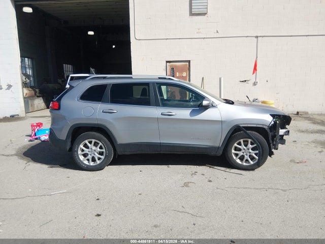 Продажа на аукционе авто 2015 Jeep Cherokee Latitude, vin: 1C4PJMCB2FW697502, номер лота: 44861911