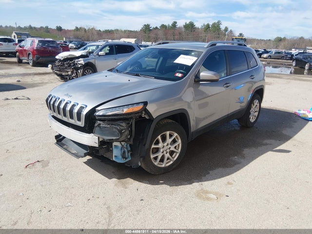 Продажа на аукционе авто 2015 Jeep Cherokee Latitude, vin: 1C4PJMCB2FW697502, номер лота: 44861911
