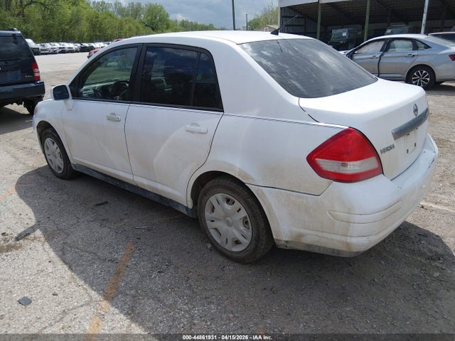 2011 NISSAN VERSA 3N1BC1AP4BL461213 Photo 2