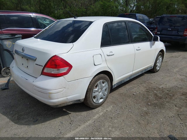2011 NISSAN VERSA 3N1BC1AP4BL461213 Photo 3