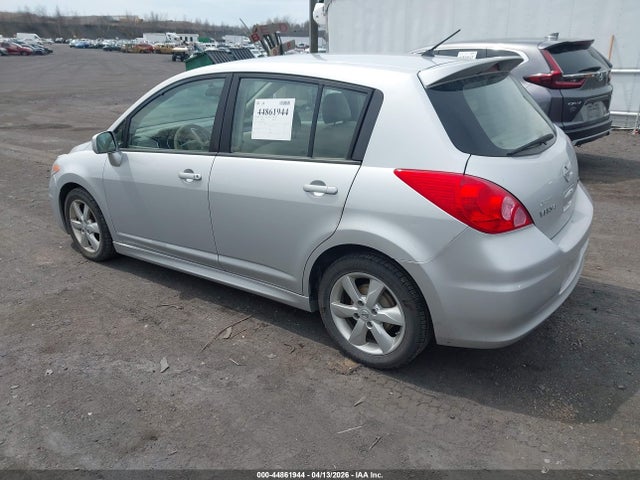 2010 NISSAN VERSA 3N1BC1CP5AL443573 Photo 2