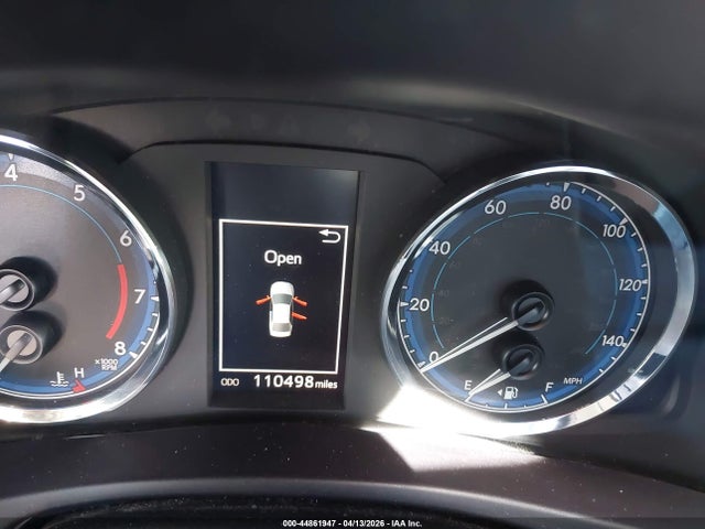 Продажа на аукционе авто 2017 Toyota Corolla Se, vin: 5YFBURHE6HP574394, номер лота: 44861947
