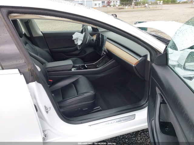 44861953 :رقم المزاد ، 5YJ3E1EB9LF650062 vin ، 2020 Tesla Model 3 Long Range Dual Motor All-wheel Drive مزاد بيع