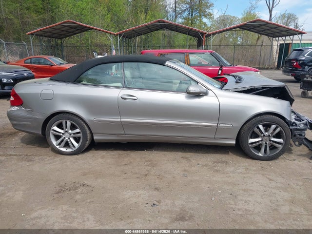 44861956 :رقم المزاد ، WDBTK56F68F254979 vin ، 2008 Mercedes-benz Clk 350 مزاد بيع