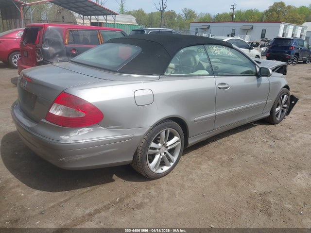 44861956 :رقم المزاد ، WDBTK56F68F254979 vin ، 2008 Mercedes-benz Clk 350 مزاد بيع