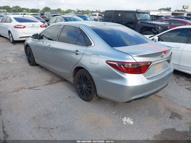 2015 TOYOTA CAMRY 4T1BF1FK5FU101909 Photo 2