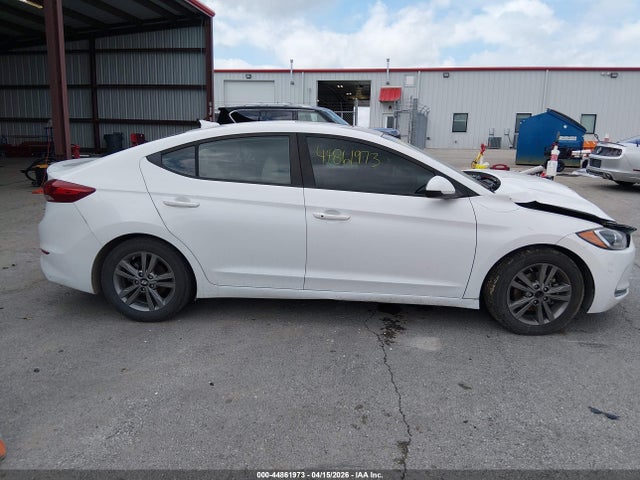 2018 Hyundai Elantra Value Edition მანქანა იყიდება აუქციონზე, vin: 5NPD84LFXJH342853, აუქციონის ნომერი: 44861973