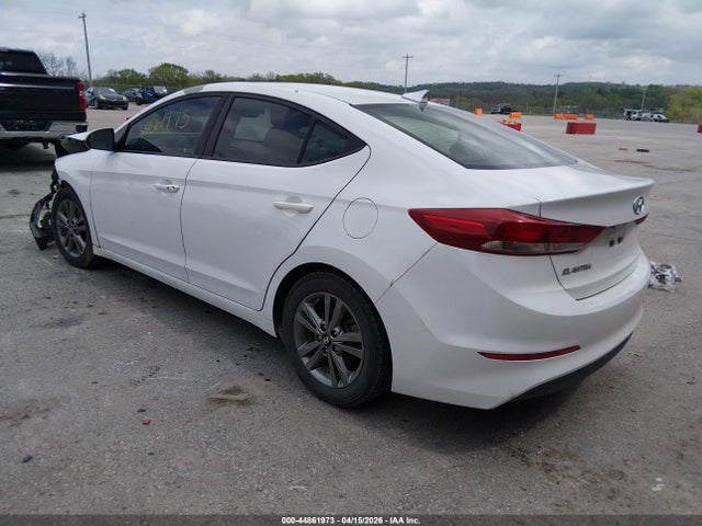 2018 Hyundai Elantra Value Edition მანქანა იყიდება აუქციონზე, vin: 5NPD84LFXJH342853, აუქციონის ნომერი: 44861973