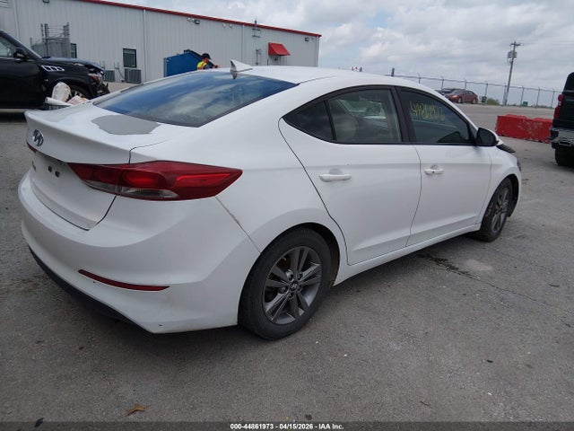 2018 Hyundai Elantra Value Edition მანქანა იყიდება აუქციონზე, vin: 5NPD84LFXJH342853, აუქციონის ნომერი: 44861973