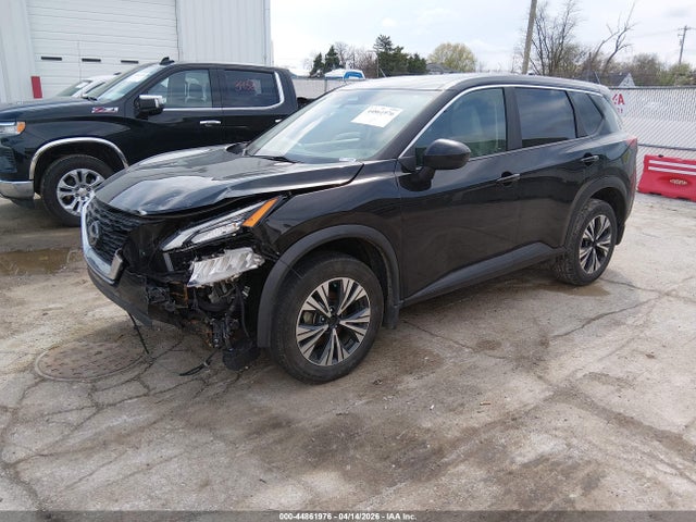 44861976 :رقم المزاد ، 5N1BT3BA2PC767506 vin ، 2023 Nissan Rogue Sv Fwd مزاد بيع