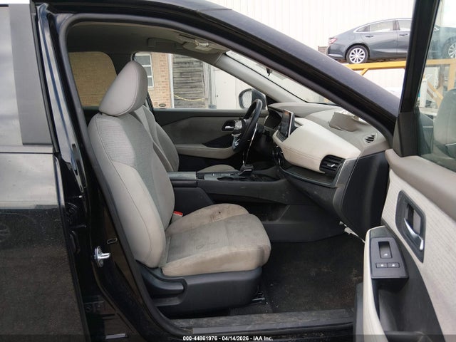 44861976 :رقم المزاد ، 5N1BT3BA2PC767506 vin ، 2023 Nissan Rogue Sv Fwd مزاد بيع