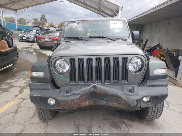 44861991 :رقم المزاد ، 1C4HJXDG8MW574364 vin ، 2021 Jeep Wrangler Unlimited Sport Altitude 4x4 مزاد بيع