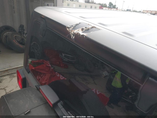 44861991 :رقم المزاد ، 1C4HJXDG8MW574364 vin ، 2021 Jeep Wrangler Unlimited Sport Altitude 4x4 مزاد بيع