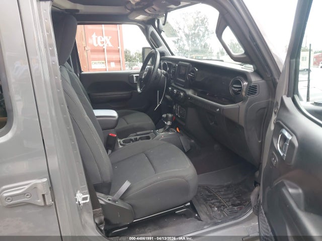44861991 :رقم المزاد ، 1C4HJXDG8MW574364 vin ، 2021 Jeep Wrangler Unlimited Sport Altitude 4x4 مزاد بيع