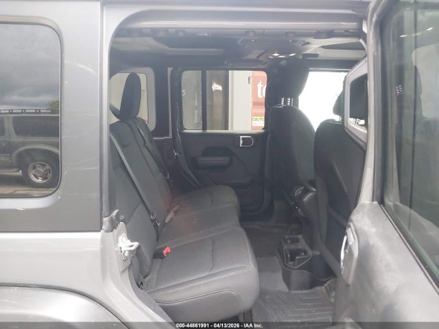 44861991 :رقم المزاد ، 1C4HJXDG8MW574364 vin ، 2021 Jeep Wrangler Unlimited Sport Altitude 4x4 مزاد بيع