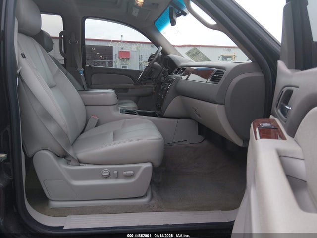 Продаж на аукціоні авто 2011 Chevrolet Avalanche 1500 Lt1, vin: 3GNTKFE33BG130602, номер лоту: 44862001