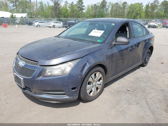 Chevrolet Cruze Ls Auto 2014 1G1PA5SH7E7267753 Image 2