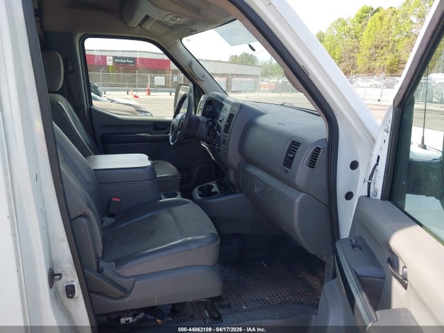 Aukcja sprzedaży 2017 Nissan Nv Cargo Nv2500 Hd Sv V6, vin: 1N6BF0LY6HN807238, numer aukcji: 44862109