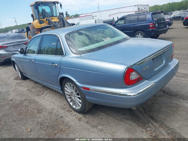 44862110 :رقم المزاد ، SAJWA71B27SH16790 vin ، 2007 Jaguar Xj Xj8 مزاد بيع