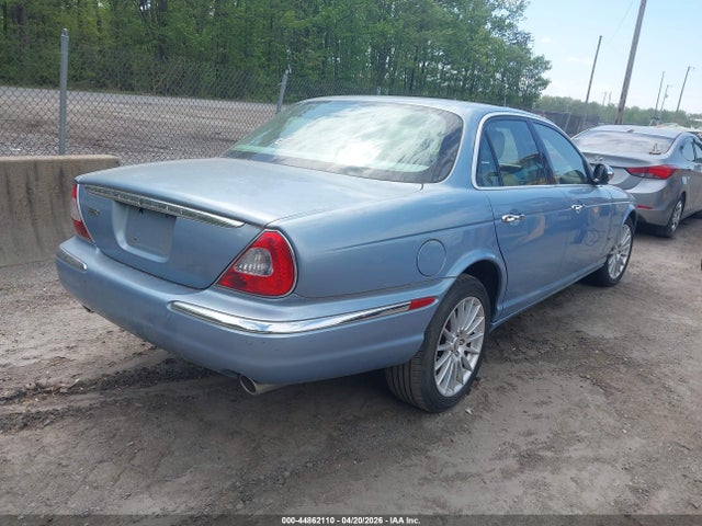 44862110 :رقم المزاد ، SAJWA71B27SH16790 vin ، 2007 Jaguar Xj Xj8 مزاد بيع