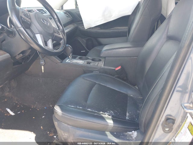 44862123 :رقم المزاد ، 4S4BSAJC8F3322048 vin ، 2015 Subaru Outback 2.5i Limited مزاد بيع