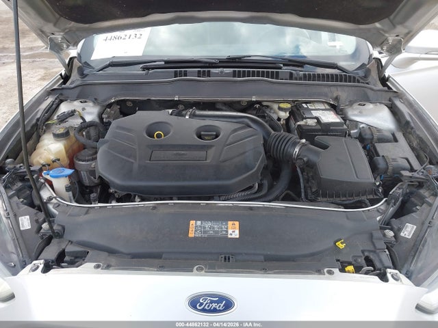 2015 Ford Fusion Titanium მანქანა იყიდება აუქციონზე, vin: 3FA6P0K95FR220637, აუქციონის ნომერი: 44862132