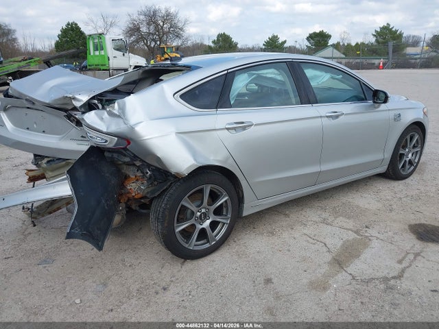2015 Ford Fusion Titanium მანქანა იყიდება აუქციონზე, vin: 3FA6P0K95FR220637, აუქციონის ნომერი: 44862132