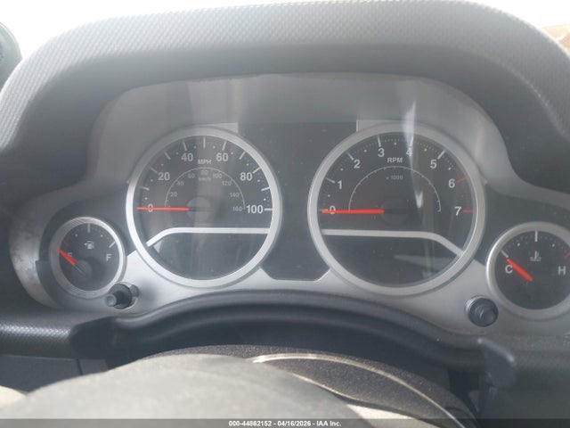 2008 Jeep Wrangler Unlimited Sahara მანქანა იყიდება აუქციონზე, vin: 1J8GA59108L588392, აუქციონის ნომერი: 44862152