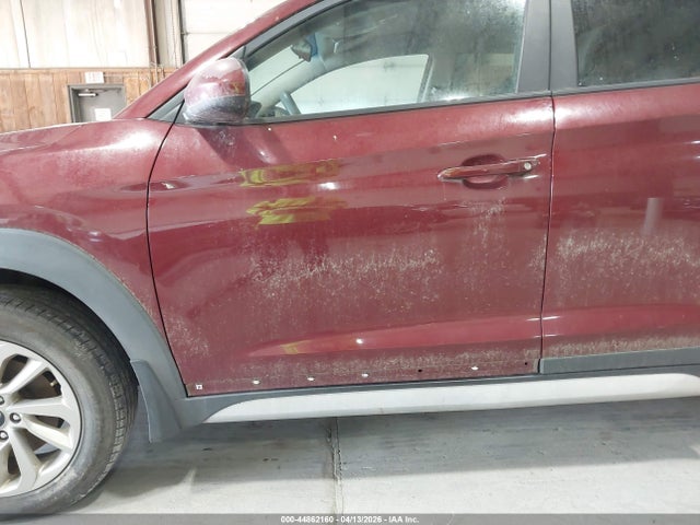 2017 HYUNDAI TUCSON KM8J3CA49HU456447 Photo 5
