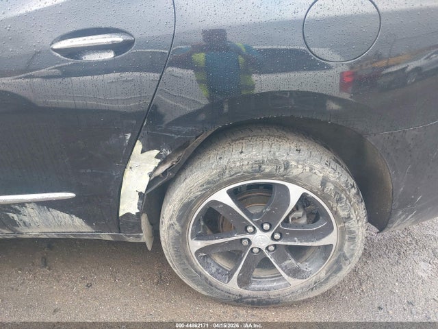 Продажа на аукционе авто 2021 Buick Enclave Awd Essence, vin: 5GAEVAKW2MJ182395, номер лота: 44862171