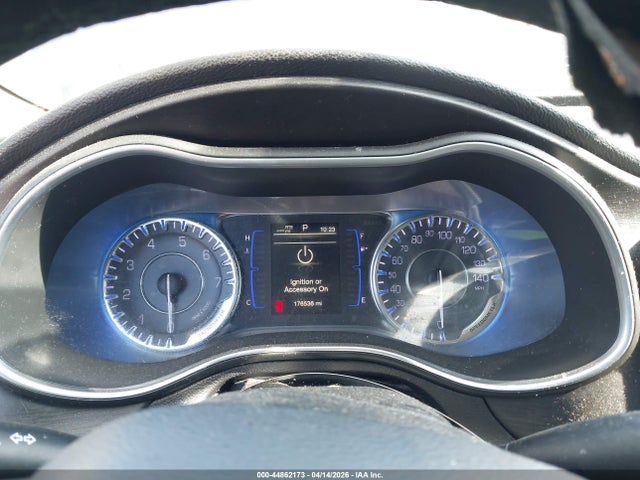 Auction sale of the 2017 Chrysler 200 Limited Platinum, vin: 1C3CCCAB6HN511642, lot number: 44862173