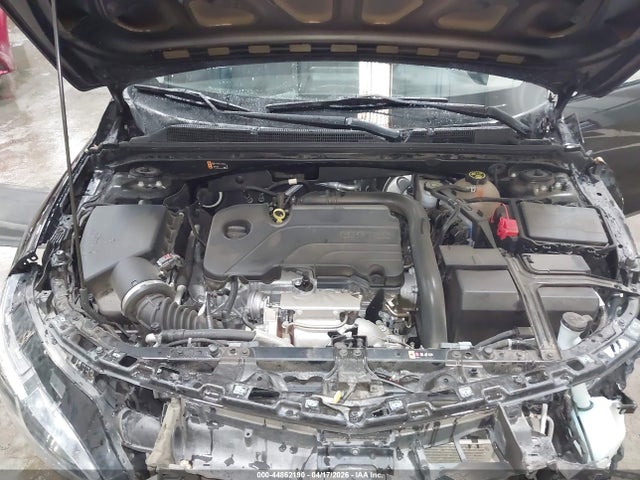 1G1ZD5ST2NF181437 Chevrolet Malibu Fwd Lt