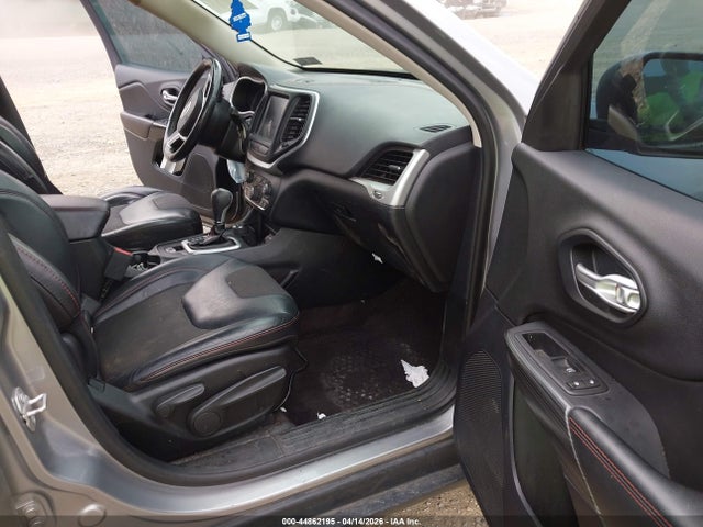 Продажа на аукционе авто 2016 Jeep Cherokee Trailhawk, vin: 1C4PJMBS7GW359161, номер лота: 44862195