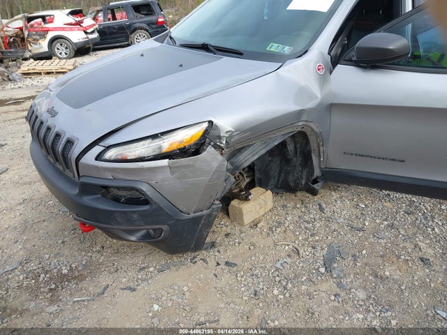 Продажа на аукционе авто 2016 Jeep Cherokee Trailhawk, vin: 1C4PJMBS7GW359161, номер лота: 44862195