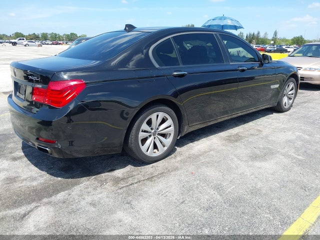 44862203 :رقم المزاد ، WBAKB4C50CC577130 vin ، 2012 Bmw 740li مزاد بيع