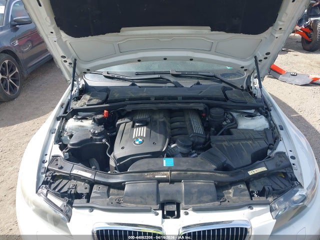 Продажа на аукционе авто 2008 Bmw 328i, vin: WBAWL135X8PX17763, номер лота: 44862208