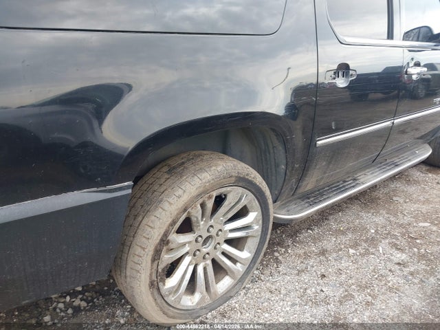 2007 Cadillac Escalade Esv Standard მანქანა იყიდება აუქციონზე, vin: 1GYFK66887R425812, აუქციონის ნომერი: 44862218