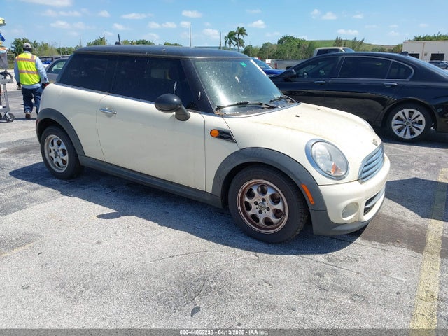 2013 MINI HARDTOP WMWSU3C52DT677218