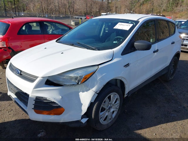 44862314 :رقم المزاد ، 1FMCU0F73DUA82774 vin ، 2013 Ford Escape S مزاد بيع