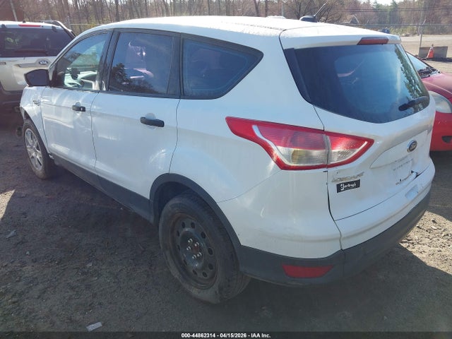 44862314 :رقم المزاد ، 1FMCU0F73DUA82774 vin ، 2013 Ford Escape S مزاد بيع