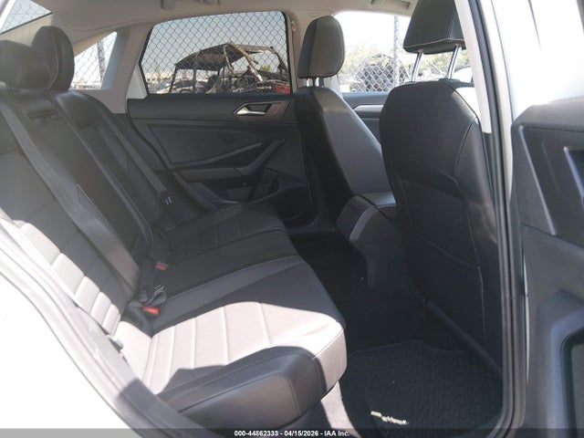 Продажа на аукционе авто 2022 Volkswagen Jetta 1.5t Se, vin: 3VW7M7BU5NM011444, номер лота: 44862333