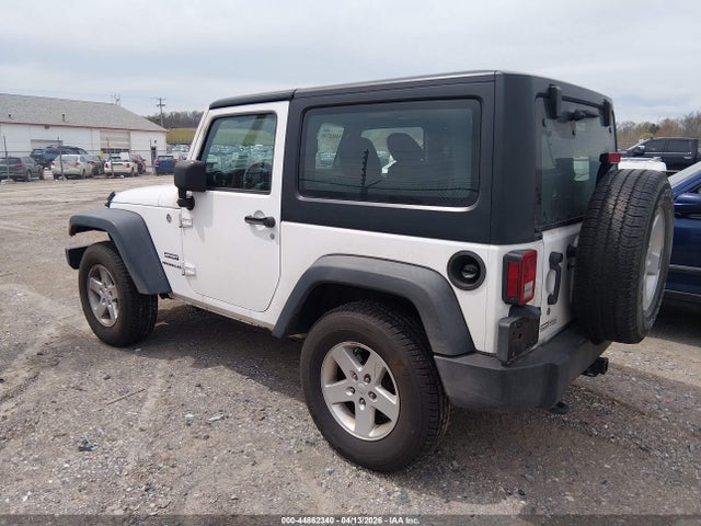 2015 JEEP WRANGLER 1C4AJWAGXFL643978 Photo 2