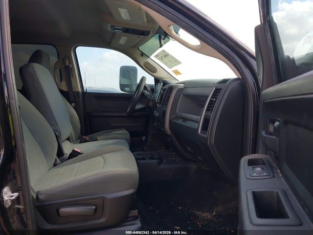 Aukcja sprzedaży 2018 Ram 2500 Tradesman  4x4 6'4 Box, vin: 3C6UR5CL3JG378733, numer aukcji: 44862342