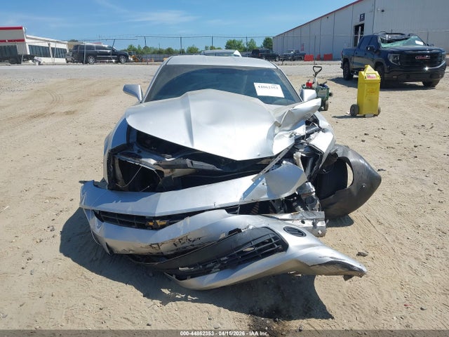 Продажа на аукционе авто 2015 Chevrolet Camaro 2ls, vin: 2G1FB1E37F9186043, номер лота: 44862353
