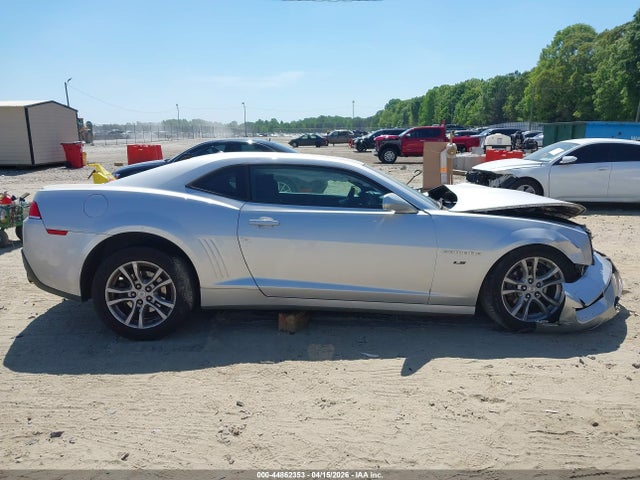Продажа на аукционе авто 2015 Chevrolet Camaro 2ls, vin: 2G1FB1E37F9186043, номер лота: 44862353